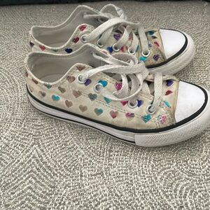 Size 11 girl white with hearts converse